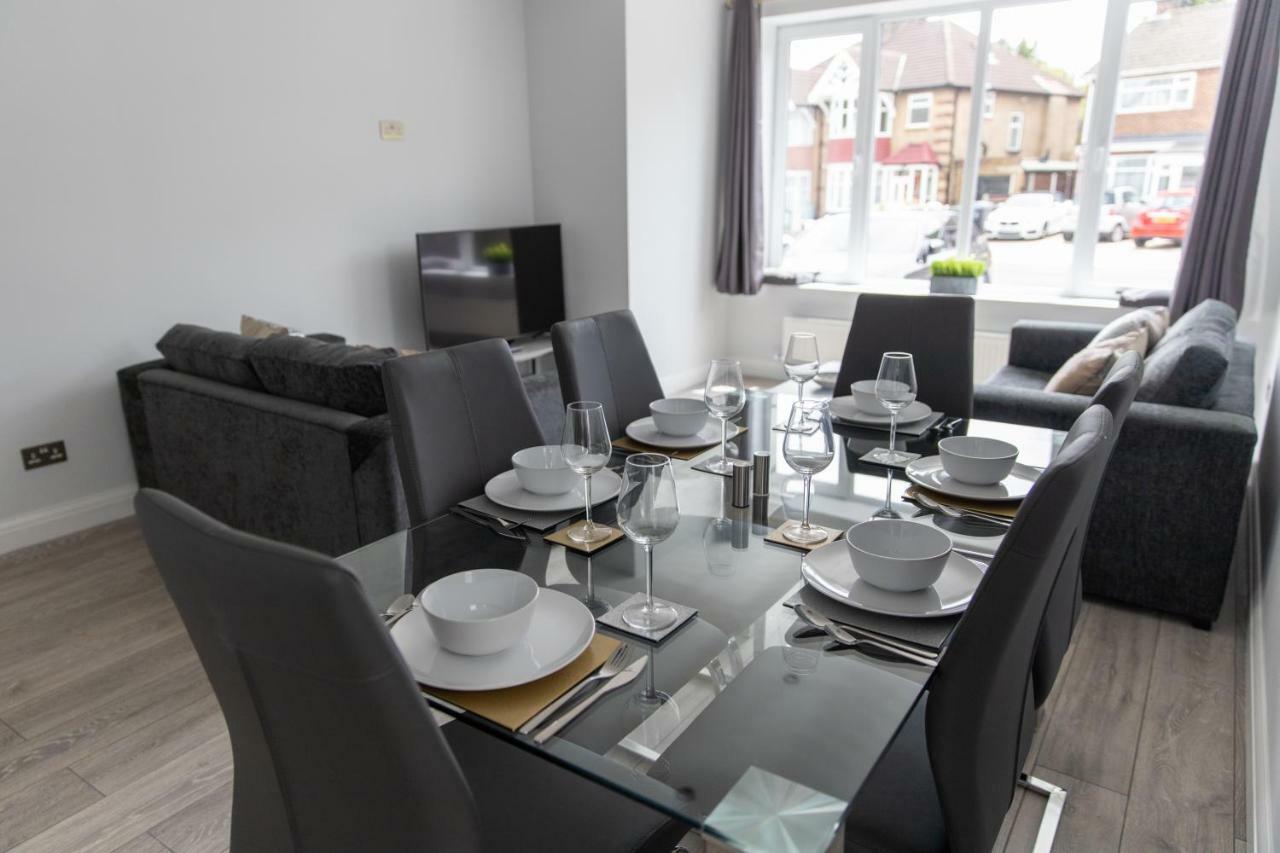 הרו London Northwick Park Serviced Apartments By Riis Property מראה חיצוני תמונה