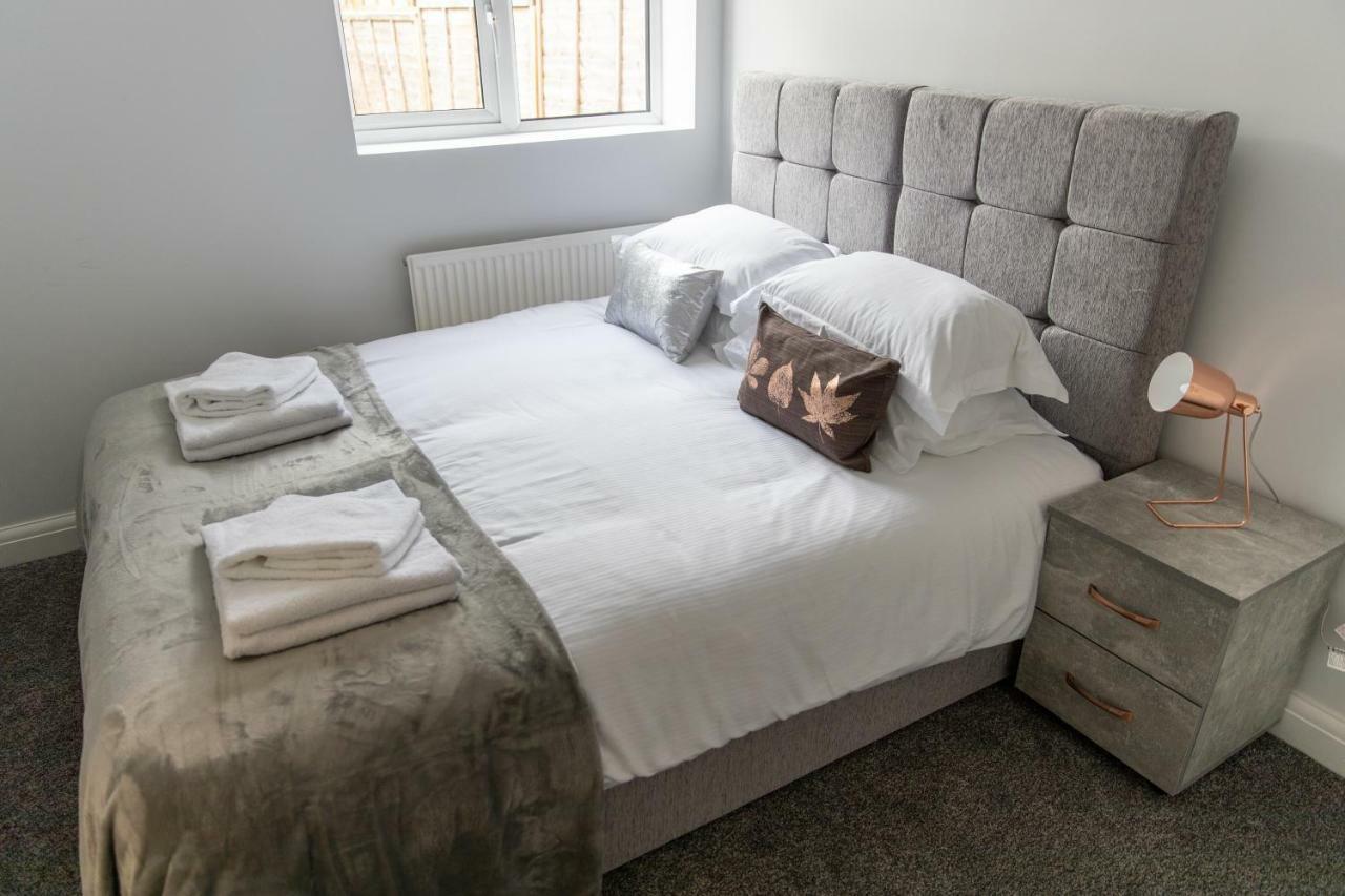 הרו London Northwick Park Serviced Apartments By Riis Property מראה חיצוני תמונה