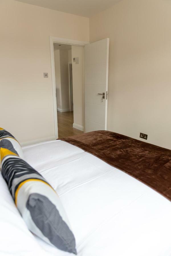 הרו London Northwick Park Serviced Apartments By Riis Property מראה חיצוני תמונה